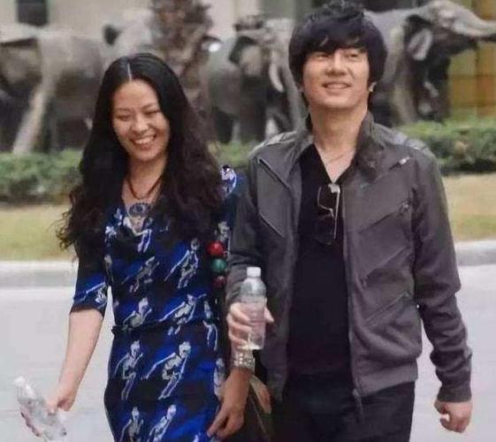 郑钧老婆，王菲谢霆锋现状(郑钧和王菲的关系)
