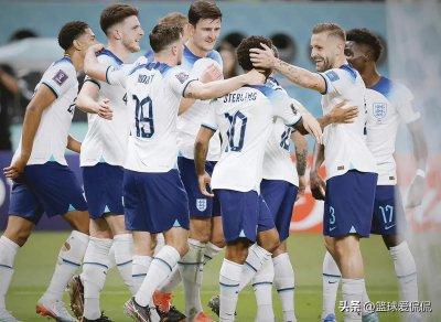 ​世界杯夺冠次数：英格兰一次，阿根廷两回，德意四冠，巴西最多