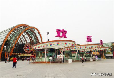 ​成都欢乐谷：一个充满激情和梦幻的主题公园