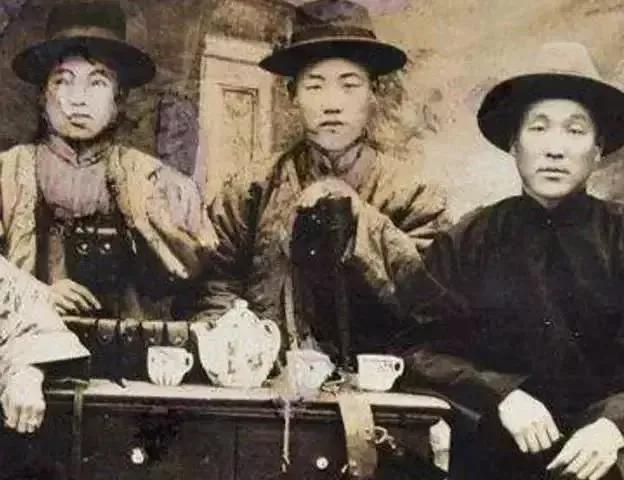 智取威虎山黑话(旧中国土匪的黑话对暗号)