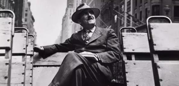 十大现代世界十大文学大师(海明威榜上排名第三) 4