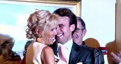 ​马克龙和71岁妻子的传奇爱情！结婚几十年也如过蜜月！