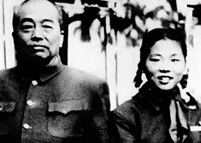 ​彭老总侄女彭梅魁，为何反对彭老总妻子浦安修，参加彭老总追悼会