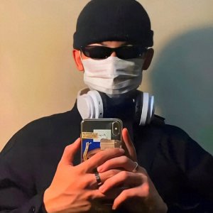 ​氛围成熟男人头像