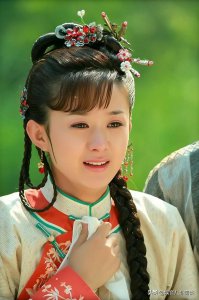 ​赵丽颖新还珠格格演的晴儿，算颖宝所有古装剧里比较华丽的造型了