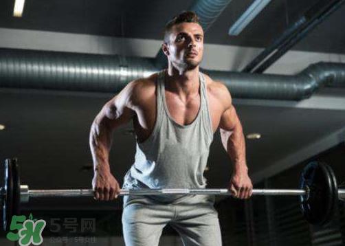 杠铃划船怎么做？杠铃划船正手反手区别