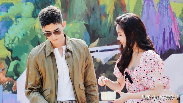 宋丹丹要张翰做自我介绍（尴尬的自我介绍）(7)