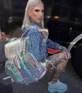 ​J姐揭秘：Jeffree Star的成功之路与个人特色