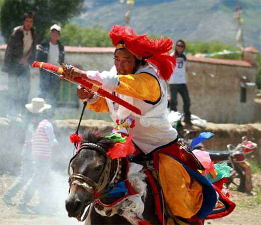 南瓜节是哪个民族的传统节日（全球十大奇葩节日）(6)