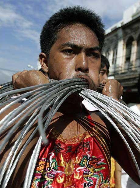 南瓜节是哪个民族的传统节日（全球十大奇葩节日）(9)