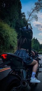 ​50多张高清机车美女壁纸，速速收藏