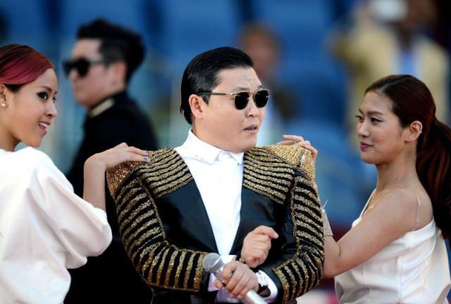 骑马舞江南style 演唱会（骑马舞火遍全球）(6)