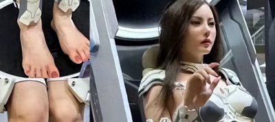 ​上海模型展，硅胶娃娃太像真人，遭女权质疑，网友：姿势太膈应