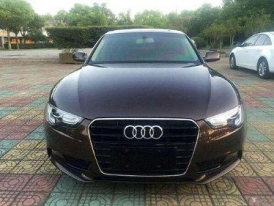 ​俩名售房人走进中介门店突然消失(两名售房人走进中介门店突然消失 20年后拆除