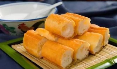 ​油条为什么要两根并在一起炸,油条为什么非要2根一起炸才好吃
