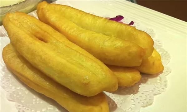 油条为什么要两根并在一起炸,油条为什么非要2根一起炸才好吃图10