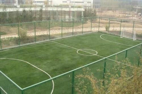 足球场边线和足球场端线是什么