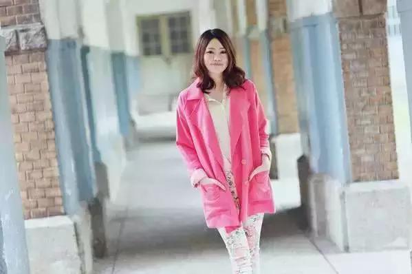 自己拍照如何摆pose（这样摆pose才能把妹纸们拍好看）(7)