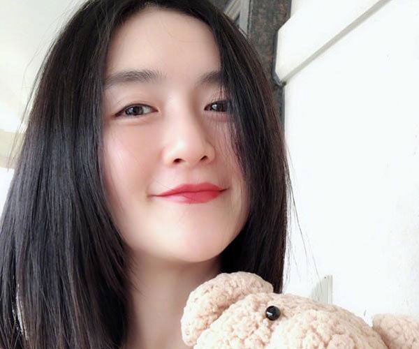 当年谢娜被段曦打过 不用说肯定是因为张杰的原因