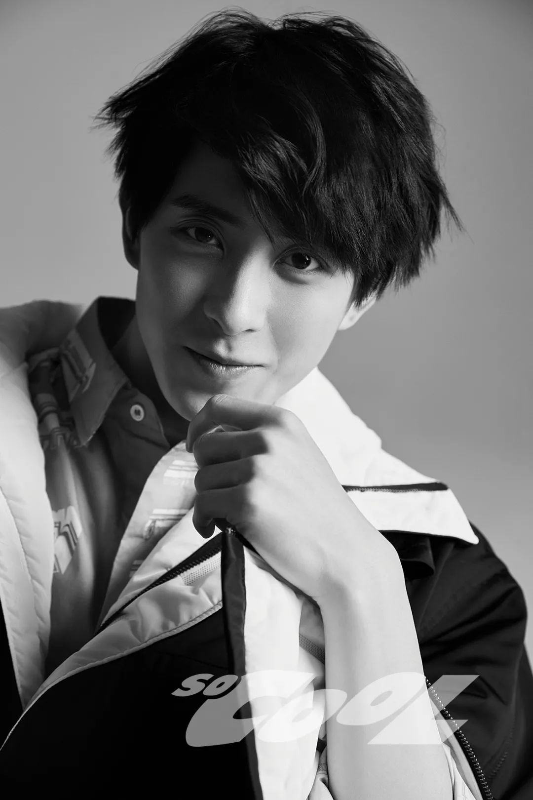 敖瑞鹏个人资料写真作品