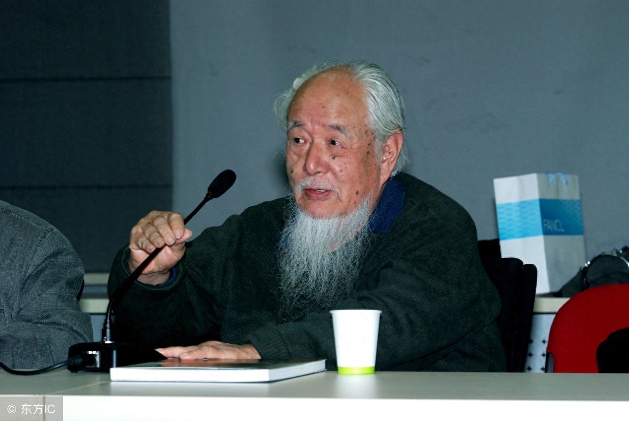 人民币上的那些人物都画的谁？