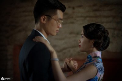 ​交际花是什么意思(“交际花”最初含义，“女神”两个字是没办法比的)