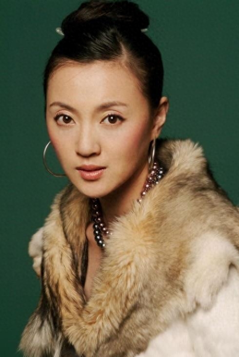 演员金玉婷个人资料:从辉煌到精神病院,她的坎坷人生引发关注