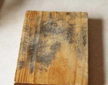 ​菜板发霉“黑乎乎”怎么办？教你正确的做法，立马干净如新