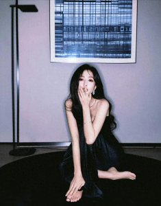 ​从＂前妻＂到＂冰川女神＂！佟丽娅杀疯热搜，陈思诚肠子悔青？