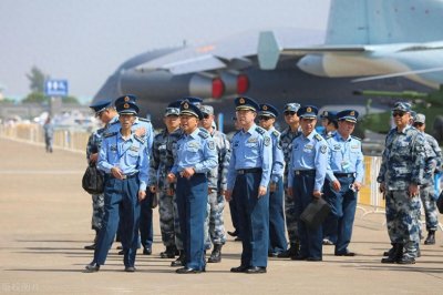 ​军官最长任职年限，转业后能到多大的官