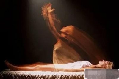 ​人死后，会不会和逝去的亲人，在某一个地方相聚？