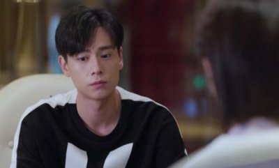 ​吴白和佟年的关系