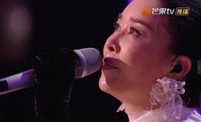 ​那英在舞台上飙泪是高级唱法？11年前，她对姚贝娜说的不是这样