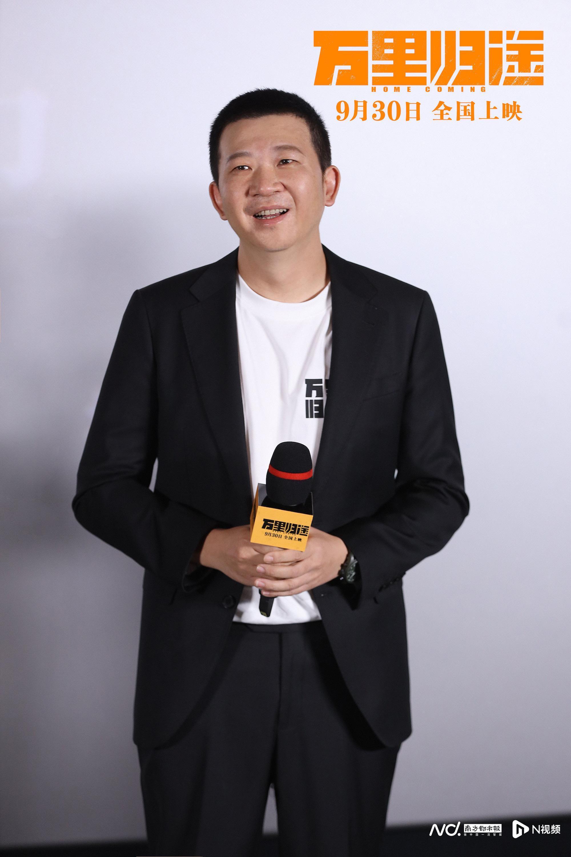 《万里归途》真实还原外交官撤侨幕后，王俊凯变“吃土少年”