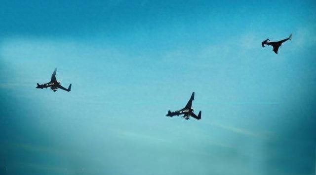 彩虹系列无人机的“异类”，鸭式布局，已出口多个国家