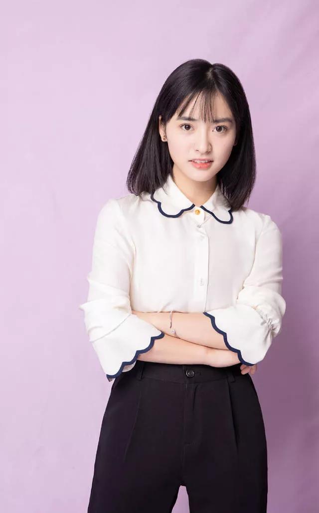 沈月个人资料代表作品（沈月：粉嫩甜美，眼睛仿佛会说话）