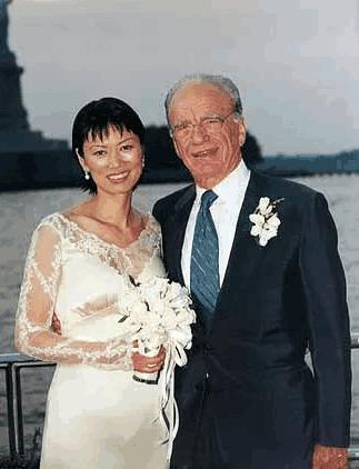 邓文迪有这么多黑历史，为何富豪们还这么爱她？