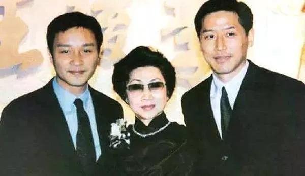 张国荣和唐鹤德的三次分手（61岁唐鹤德近照显疲倦）(5)