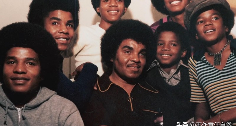 迈克杰克逊整容前（迈克杰克逊面容变化史）