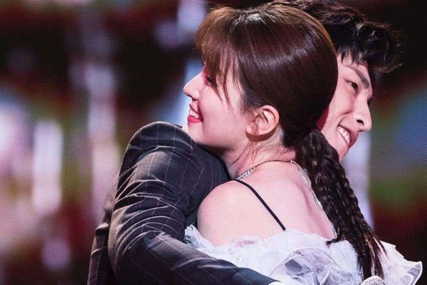 邓伦的绯闻女友 没有一个人是他的理想型