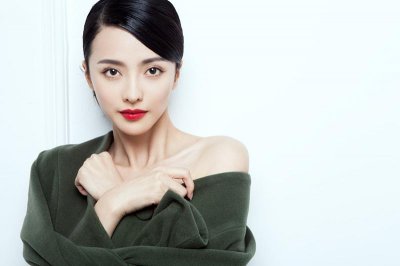 ​张芷溪（本名张熙，中国内地影视女演员、歌手）