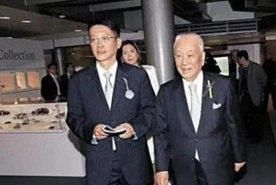​闲人许晋亨：父亲怕其败光家产，420亿遗产存银行，每月只发200万