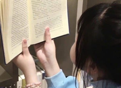 ​张艺兴评价，舞者LALA评价张艺兴艺兴是一个很了不起的艺术家