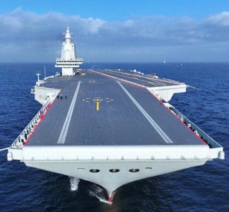 ​3艘航母、4艘两攻、52艘驱逐舰，2025年的中国海军究竟有多强大？