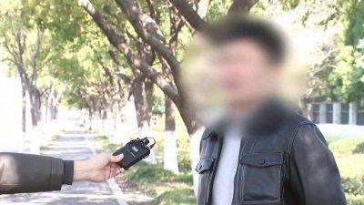 ​年薪60万男子找36名同事借款200万被辞退，起诉公司索赔240多万