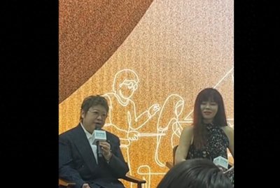 ​韩红称自己是国家队歌手，惨被质疑骂上热搜，网友：各执己见
