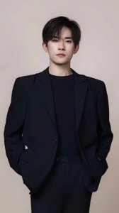 ​《白夜行》重启！易烊千玺与赵今麦携手主演，引发期待