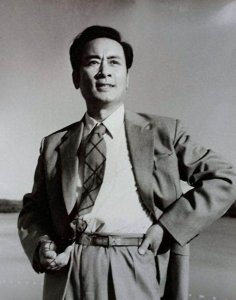 ​和王心刚齐名的庞学勤：演员妻子病逝后，儿子撮合他再婚