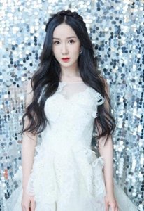 ​期待：娄艺潇自荐上“歌手”