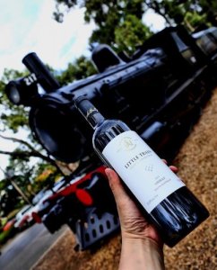 ​高铁上带葡萄酒受限制吗？高铁上带葡萄酒能带几瓶